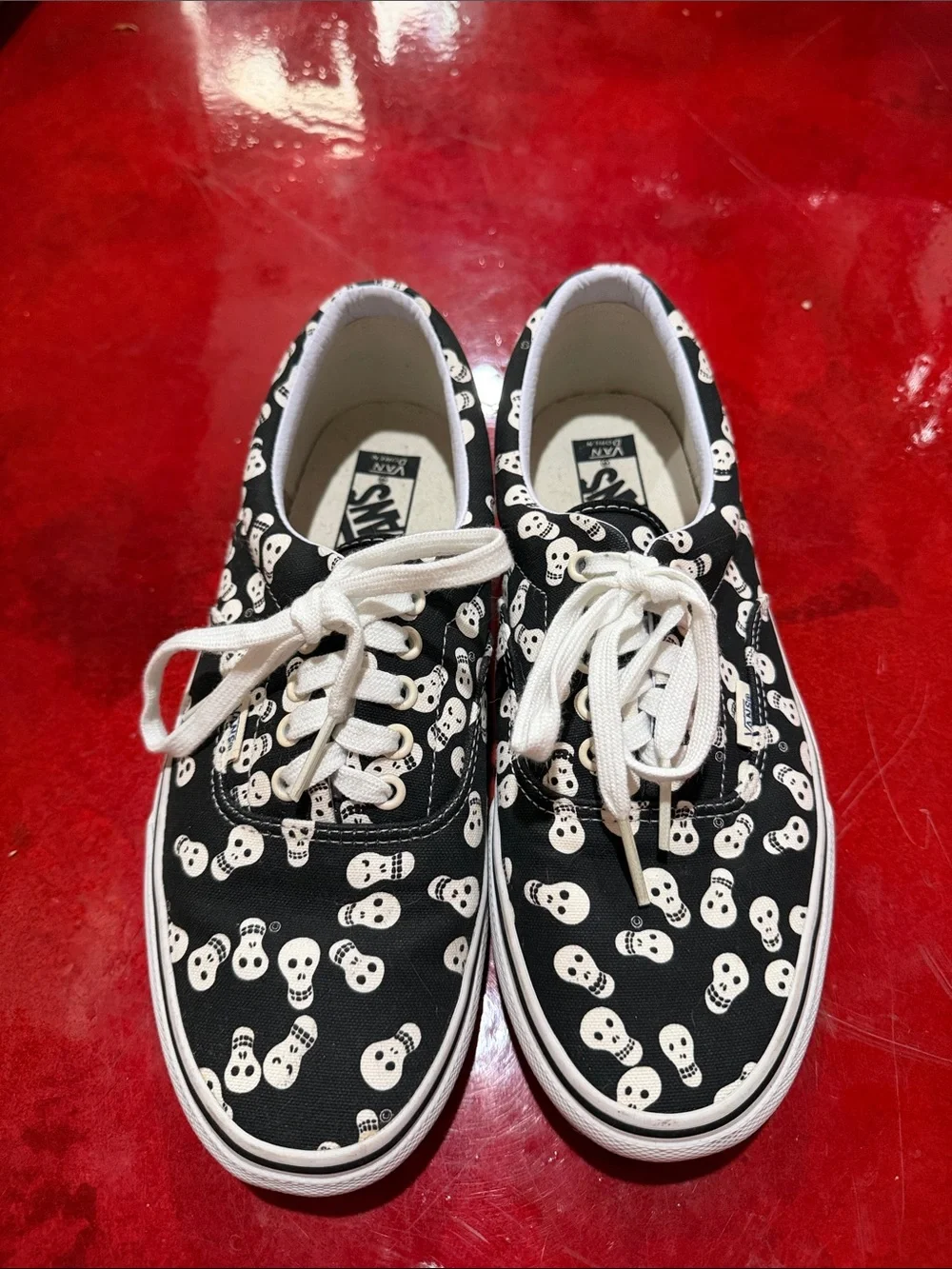 Vans Kids Black Skull Pattern Lace-Up Sneakers